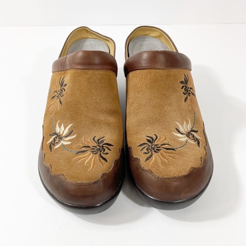 Women’s Algeria Isabelle embroidered Mule